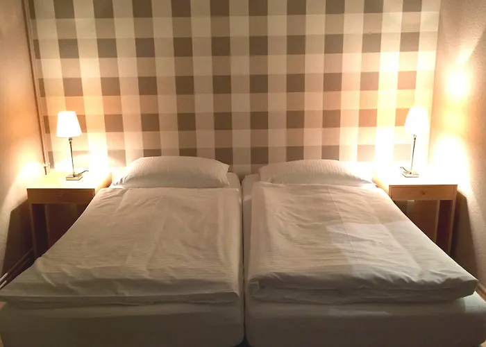 Hotel Enjoy Messe 3*