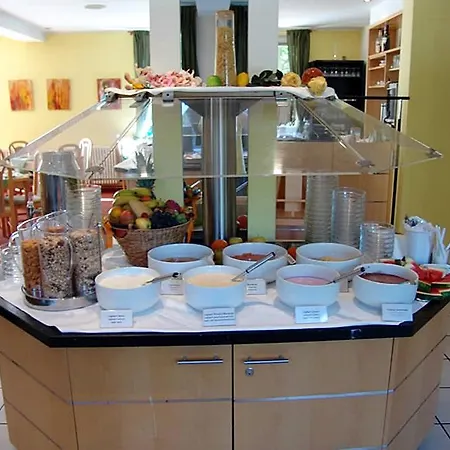 Hotel Enjoy Messe Berlin