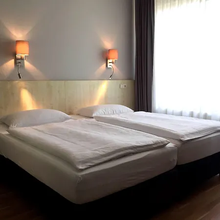 Hotel Enjoy Messe Berlin