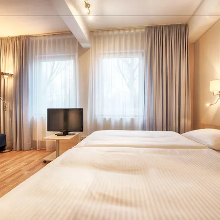 Enjoy Messe Hotel 3*