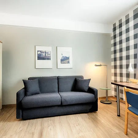 Enjoy Messe Hotel 3*