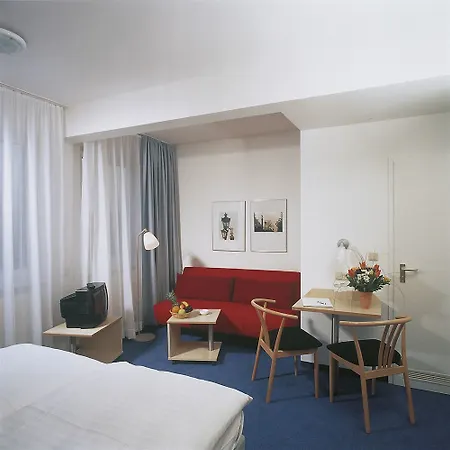 Enjoy Messe Szálloda 3*