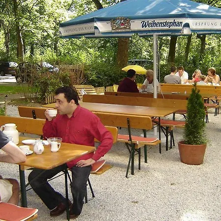 Szálloda Enjoy Messe 3*