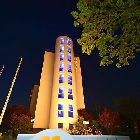 Enjoy Messe Szálloda 3*