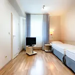Hotel Enjoy Messe