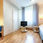 Hotel Enjoy Messe