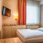Hotel Enjoy Messe