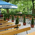 Enjoy Messe Hotel 3*