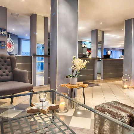 Ξενοδοχείο Enjoy Messe 3*